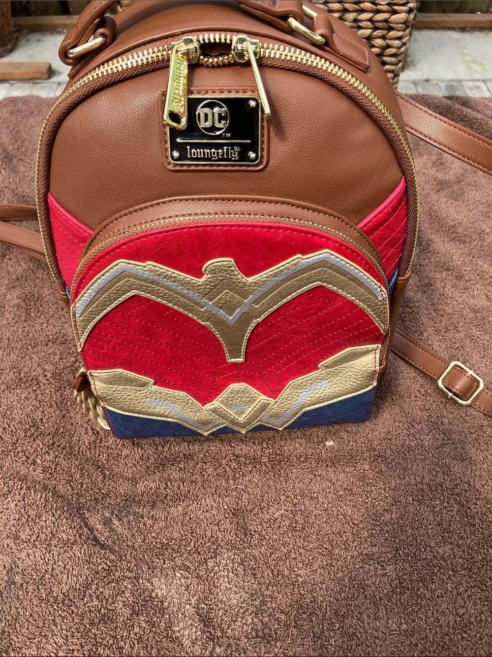 NWOT Loungefly DC Comics Wonder Woman Suit Mini Backpack